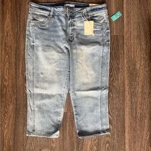 KanCan Light Blue Ankle & Cropped Jeans